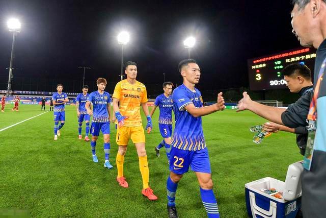 斯图尔特26+7美国女篮力克比利时 梅斯曼24分